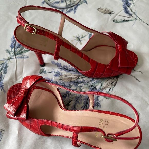 Stuart Weitzman Red Croc Embossed Sandal heels - Picture 7 of 10